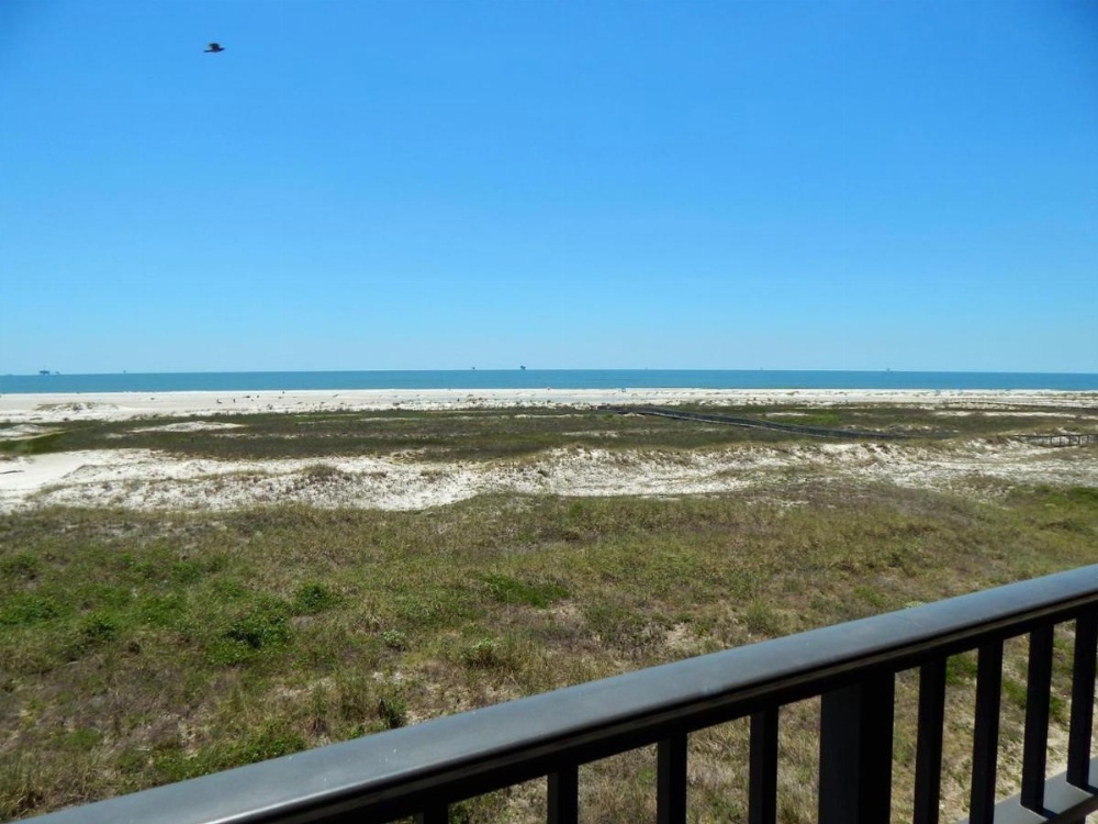303 Holiday Isle Image 6